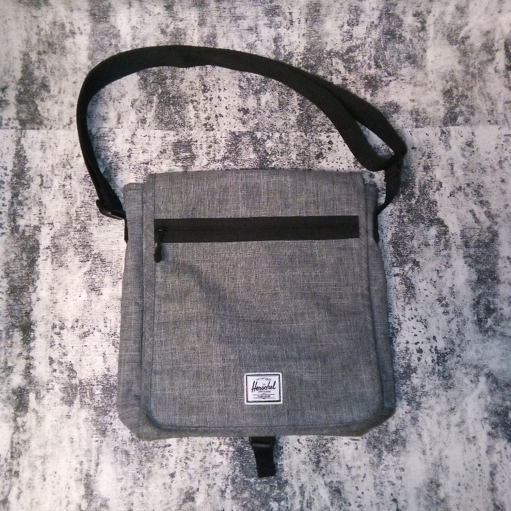 Herschel Supply Co Messenger Bag